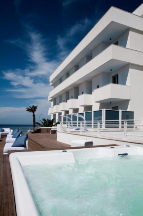 AH Premium Isola di Pazze Torre San Giovanni